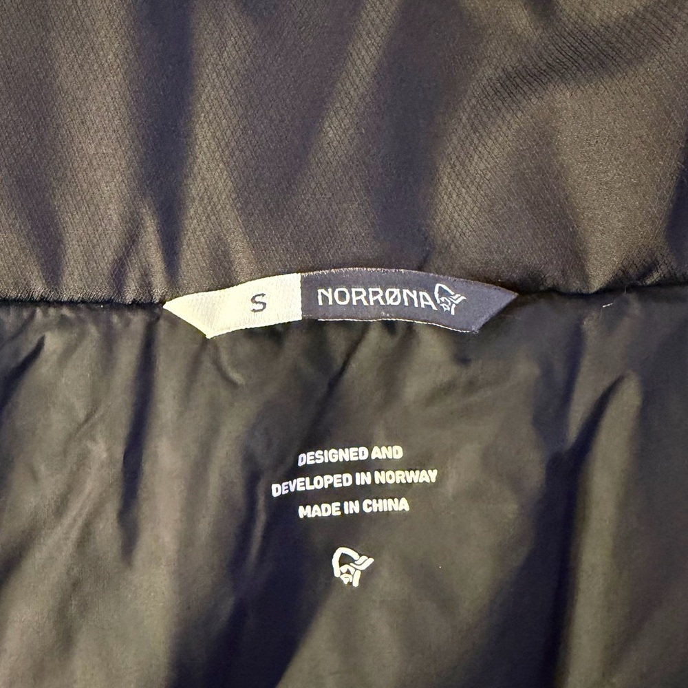 Norrona Men’s Lofoten Gore-Tex Pro Jacket - Picture 6 of 12
